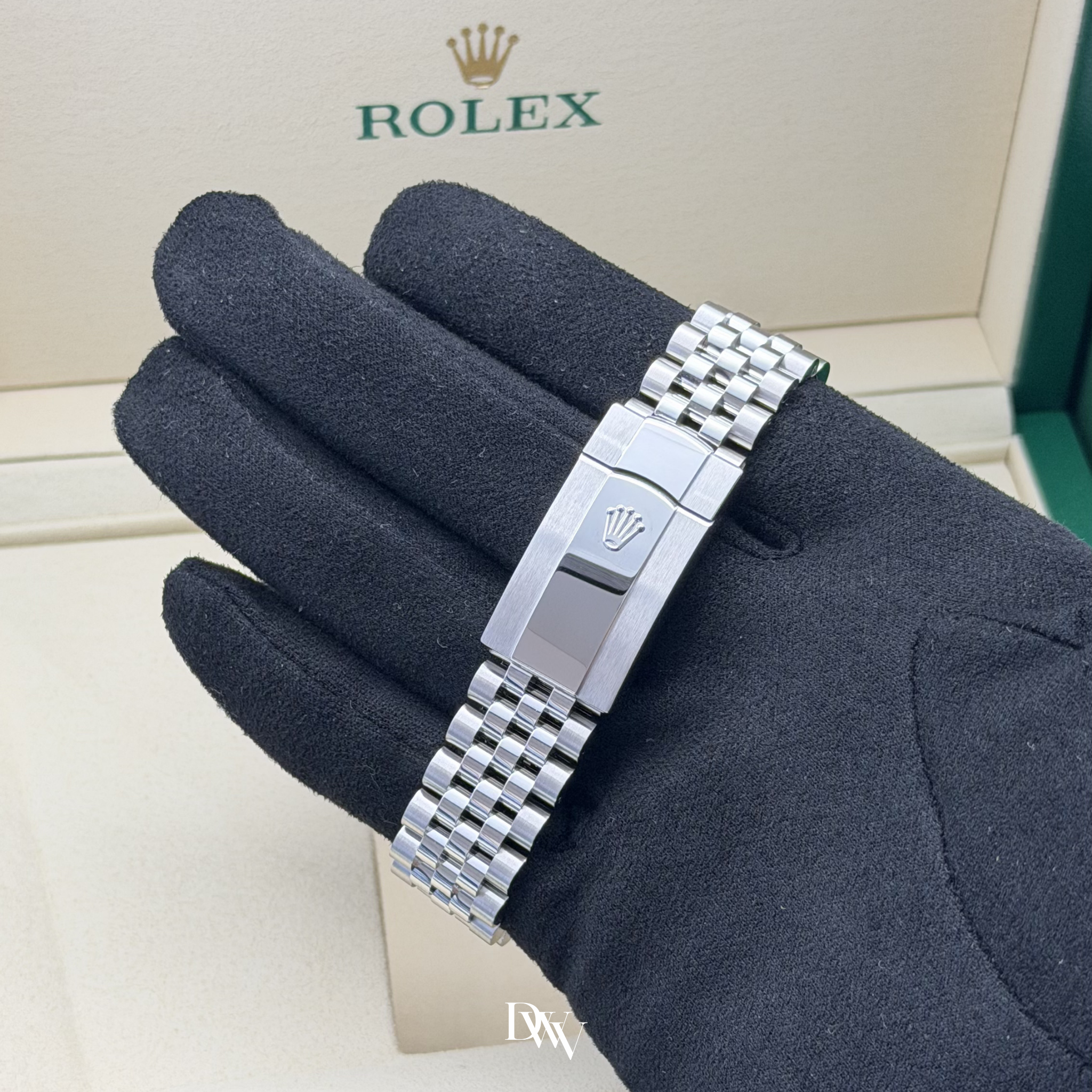 2026 Rolex Datejust 41 New Bright Blue Roman Numeral Dial 126300